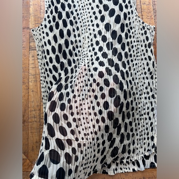 Retro semi-sheer patterned tank top - Picture 2 of 2